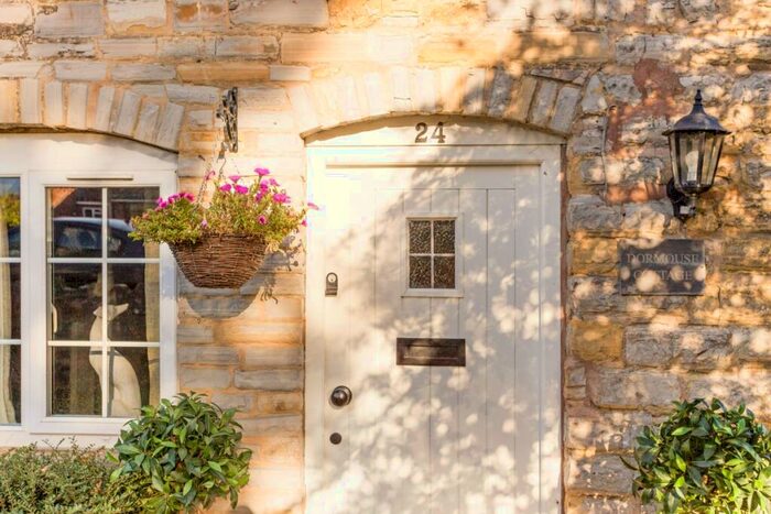 2 Bedroom Cottage To Rent In Aston Cantlow Road Wilmcote, CV37