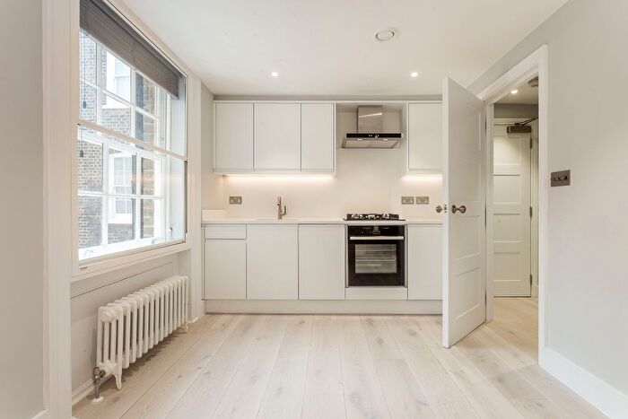 1 Bedroom Flat To Rent In Carnaby Street, London, W1F