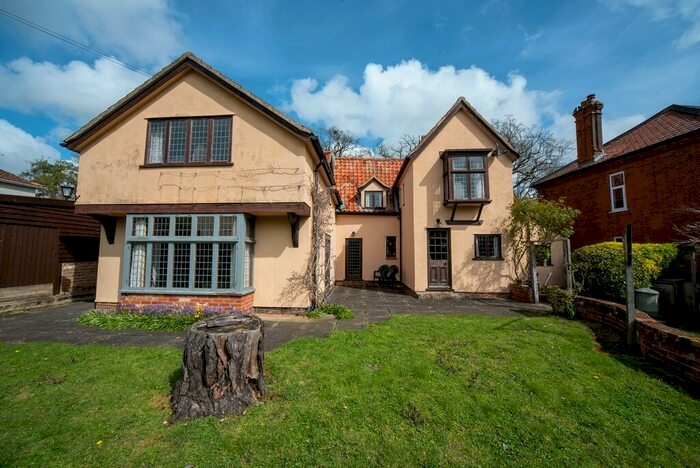 4 Bedroom Detached House For Sale In Ufford, Woodbridge, IP13
