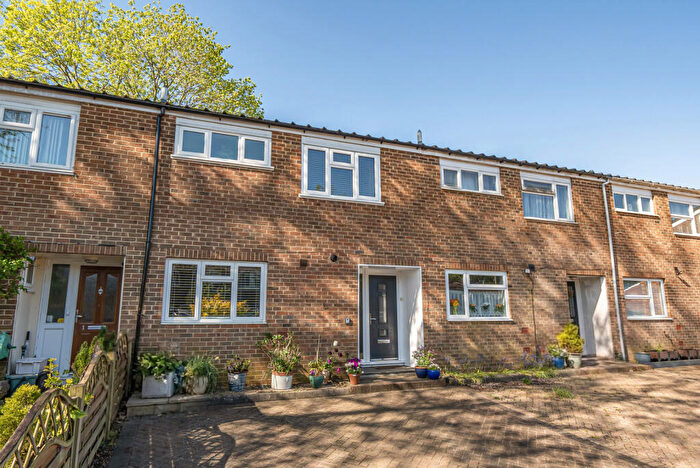 3 Bedroom Terraced House For Sale In Cherry Tree Lane, Godalming, Surrey, GU7