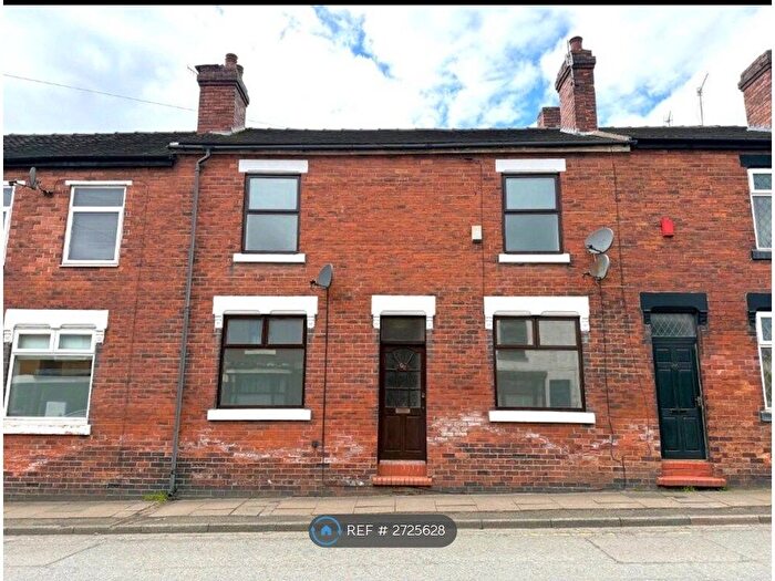 3 Bedroom Terraced House To Rent In Victoria Street, Stoke-On-Trent, ST4