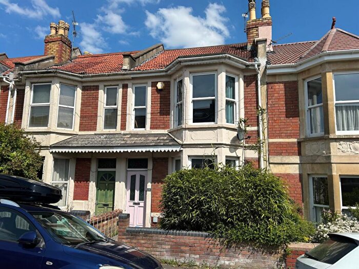 3 Bedroom Terraced House For Sale In Leighton Road, Knowle, Bristol, BS4