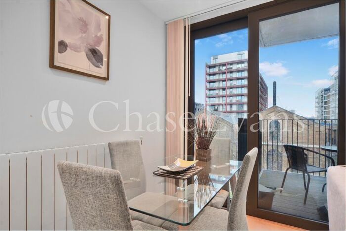 1 Bedroom Flat For Sale In Royal Arsenal Riverside, Major Draper Street, Woolwich, London, SE18