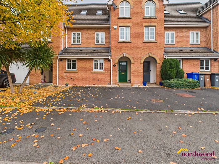 3 Bedroom Terraced House For Sale In Lychgate Close, Stoke, Stoke-On-Trent, ST4