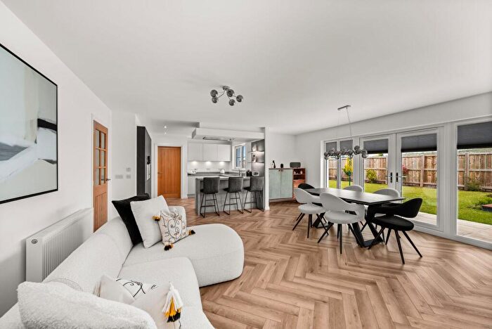 4 Bedroom Detached House For Sale In Nimrod Grove, Broughty Ferry, DD5