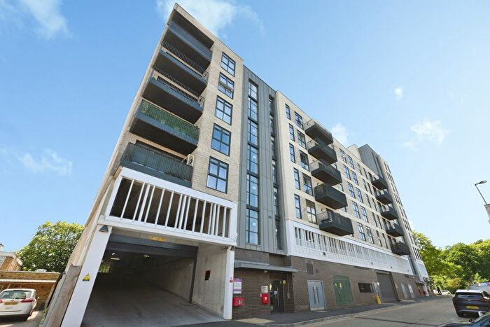 1 Bedroom Flat To Rent In Wych Elm, Harlow, CM20