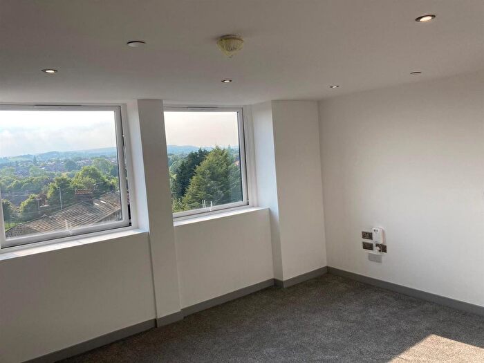 1 Bedroom Flat To Rent In Yeadon House, Green Lane, Leeds, LS19