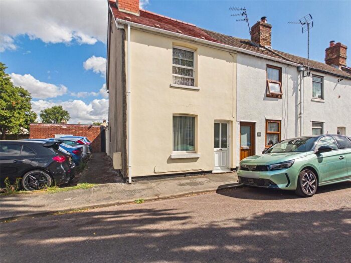 2 Bedroom End Of Terrace House For Sale In Alma Place, Gloucester, Gloucestershire, GL1