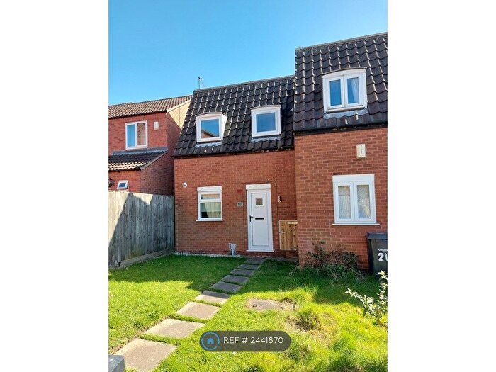 2 Bedroom Terraced House To Rent In Rushmere Walk, Arnold, Nottingham, NG5