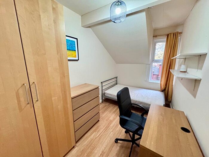 7 Bedroom Town House To Rent In Castle Boulevard, City Centre, NG7