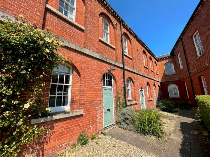 3 Bedroom Terraced House To Rent In Buckland Walk, Exminster, Exeter, Devon, EX6