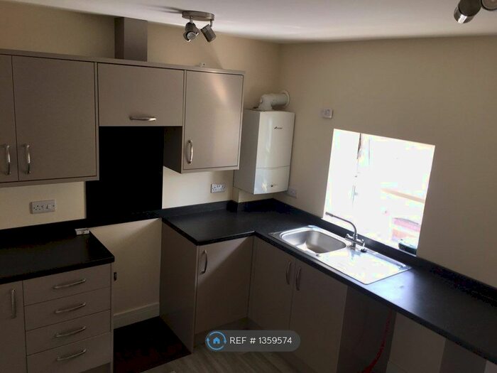 3 Bedroom Flat To Rent In Old Kerry Road, Newtown, SY16