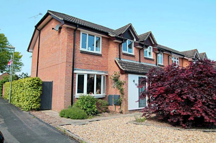 3 Bedroom Terraced House To Rent In Bishops Gate, Titchfield Common, PO14