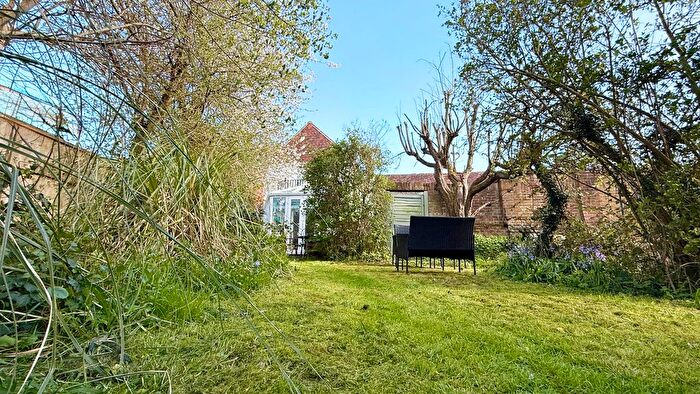 2 Bedroom End Terrace House For Sale In Isington Road, Isington, Alton, GU34