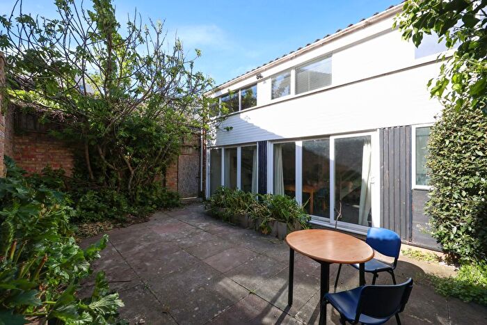 4 Bedroom End Terrace House For Sale In High Kingsdown, Kingsdown, Bristol, BS2