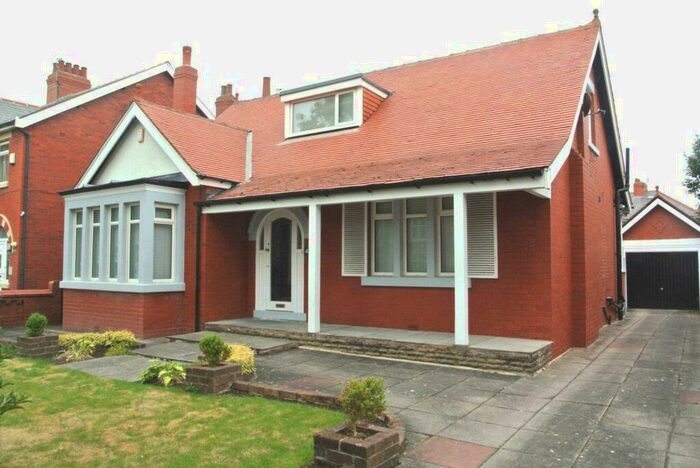 4 Bedroom Detached House To Rent In Stonyhill Avenue, Blackpool, FY4