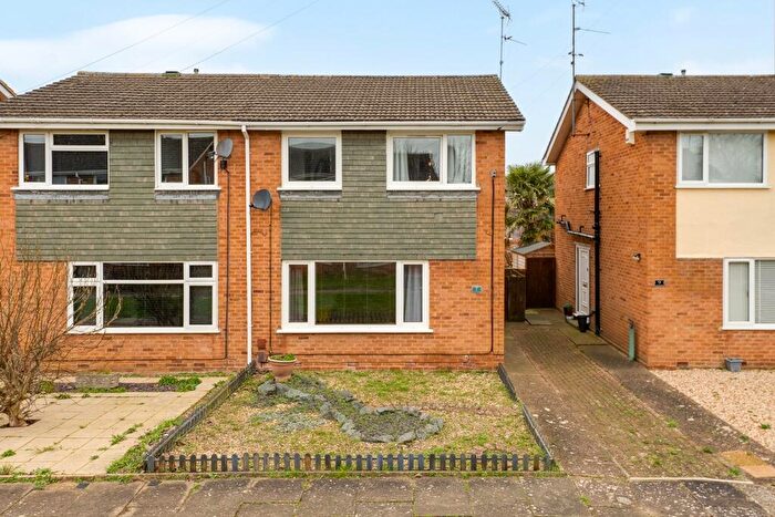 3 Bedroom Semi-Detached House For Sale In Denton Court, Burton Latimer, NN15