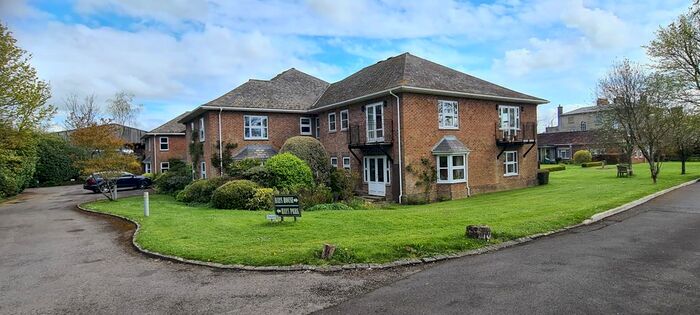 1 Bedroom Flat For Sale In Hayes Park, Sedgehill, Shaftesbury, Dorset, SP7