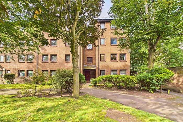 1 Bedroom Flat For Sale In / New Johns Place, Pleasance, Edinburgh, EH8