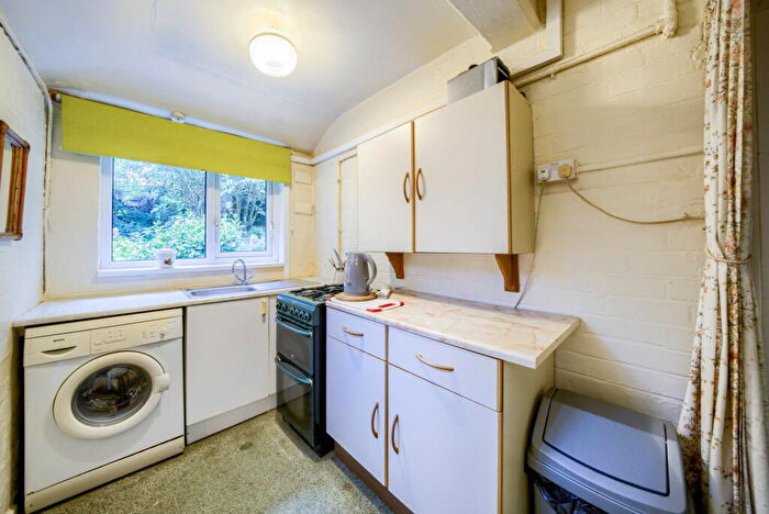 3 Bedroom Terraced House For Sale In Hilldrop Grove, Birmingham, B17
