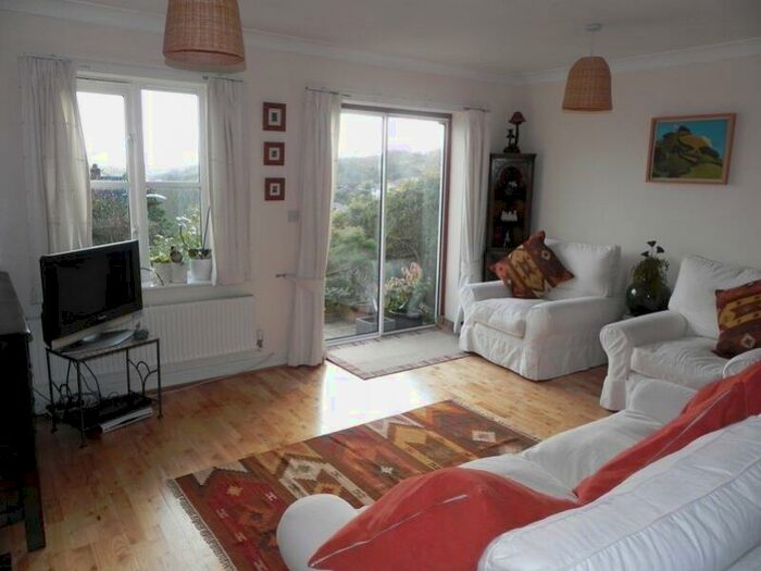4 Bedroom Semi-Detached House To Rent In The Brambles, Lostwithiel, PL22