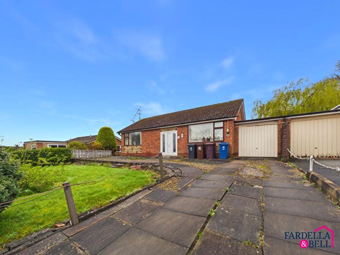 2 Bedroom Link Detached House For Sale In Wellfield Drive, Burnley, BB12