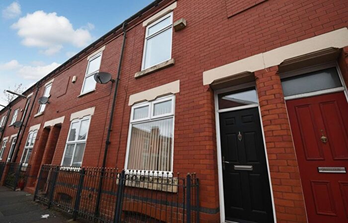 2 Bedroom Terraced House For Sale In Spring Gardens, Salford, M6