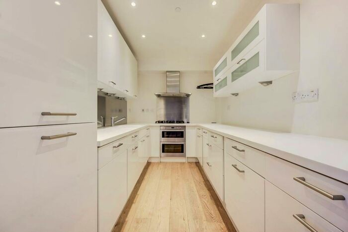 2 Bedroom Property To Rent In Manson Mews, South Kensington, London, SW7