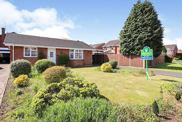 2 Bedroom Bungalow To Rent In Wren Avenue, Wolverhampton, WV6