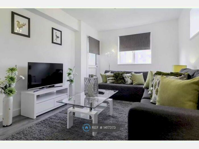 4 Bedroom Flat To Rent In Osnaburgh Street, London, NW1