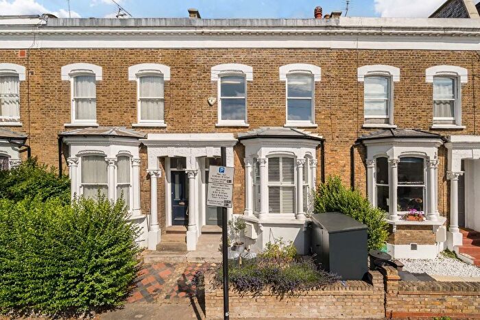 3 Bedroom Terraced House For Sale In Corbyn Street, London, N4