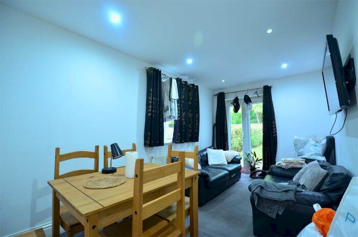 7 Bedroom Terraced House To Rent In / Academic Year Double Bedroom House With Bathrooms On Tiverton Road, Selly Oak, Free Ultrafast M Broadba, B29