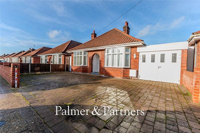2 Bedroom Bungalow For Sale In Dales Road, Ipswich, Suffolk, IP1