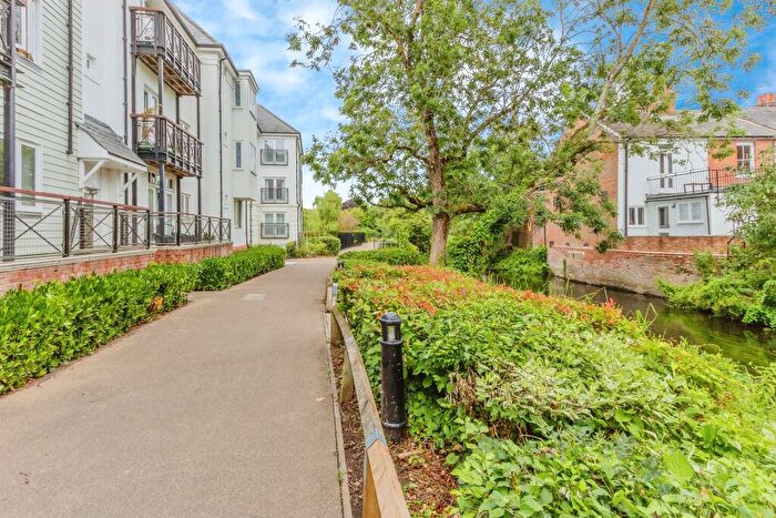 4 Bedroom Penthouse For Sale In Great Stour Mews, Canterbury, CT1