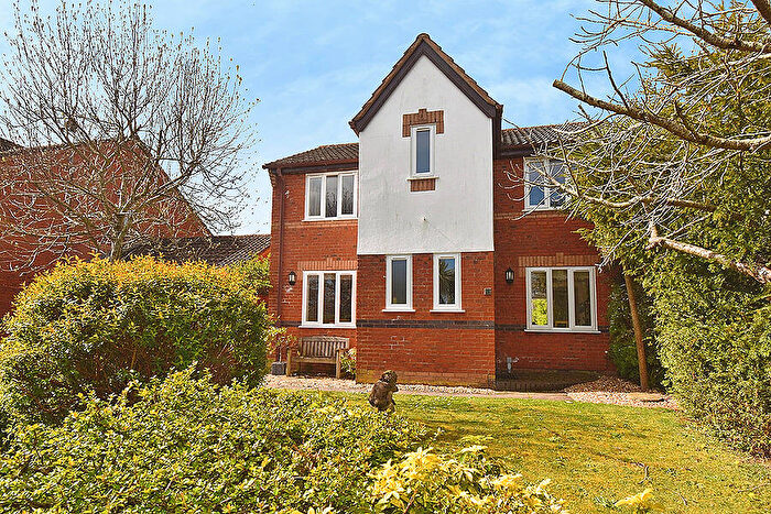 3 Bedroom Detached House For Sale In Miller Way, Exminster, Exeter, EX6