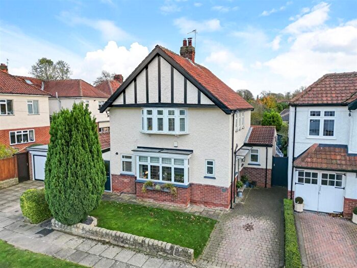 3 Bedroom Detached House For Sale In Linwood Grove, Darlington, DL3