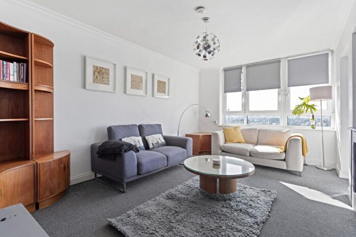 2 Bedroom Apartment To Rent In Godfrey House, Bath Street, EC1V