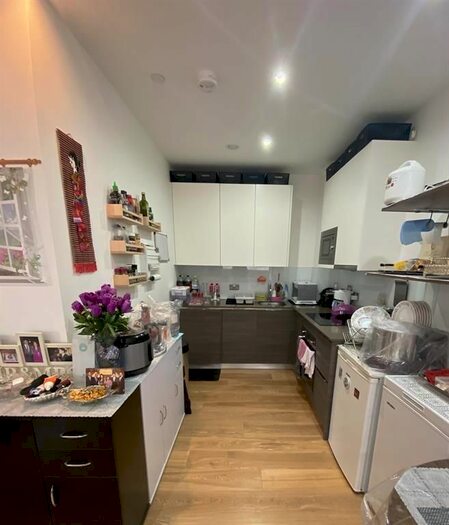1 Bedroom Flat To Rent In Staines Road, Hounslow, TW3