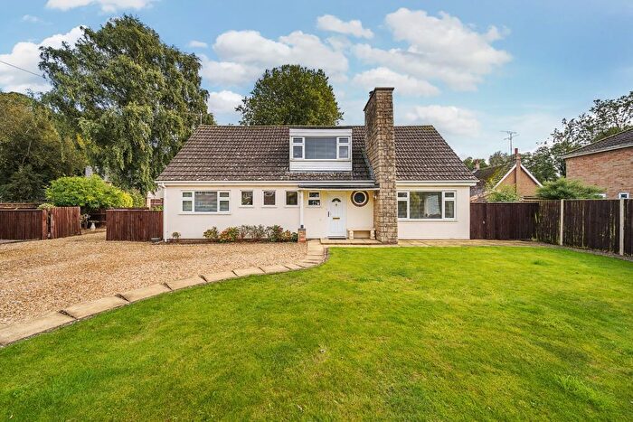 4 Bedroom Detached Bungalow For Sale In Harrox Road, Moulton, Spalding, Lincolnshire, PE12