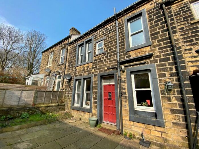 2 Bedroom Terraced House To Rent In Wood Street, Haworth, Keighley, West Yorkshire, BD22