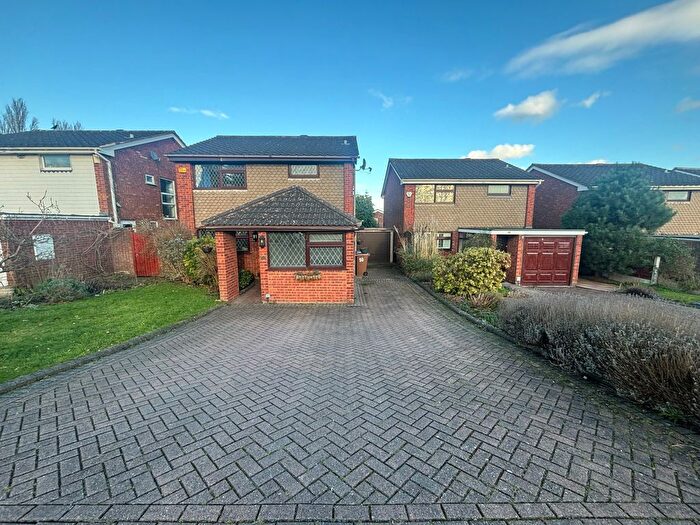 3 Bedroom Detached House To Rent In Stafford Road, Lichfield, WS13