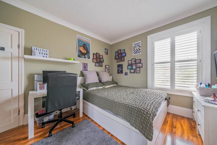 3 Bedroom Terraced House For Sale In Greening Street, London, SE2