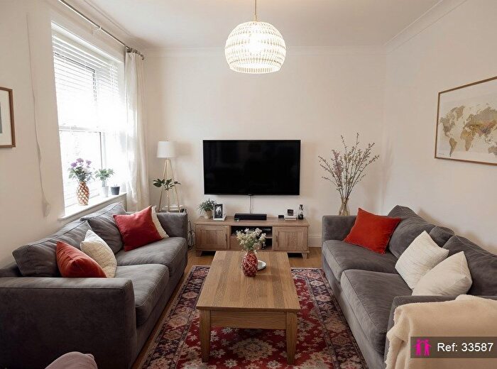2 Bedroom Flat To Rent In Onslow Square, London, SW7
