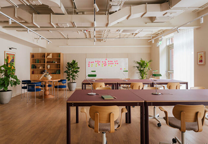 2 Bedroom Flat To Rent In PLATFORM_ In Edinburgh, EH6