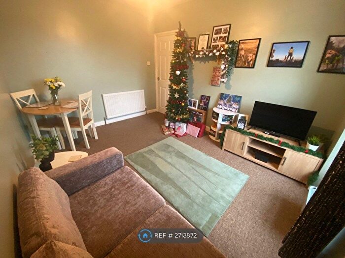 1 Bedroom Flat To Rent In Tregonissey Road, St Austell, PL25