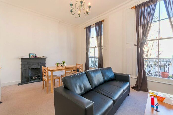 2 Bedroom Flat To Rent In Belgrave Gardens, St John's Wood, London, NW8