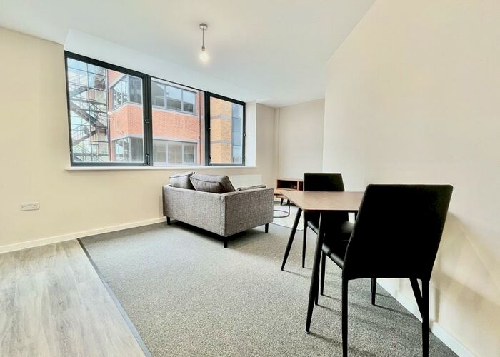 1 Bedroom Apartment To Rent In Balmoral House, M5