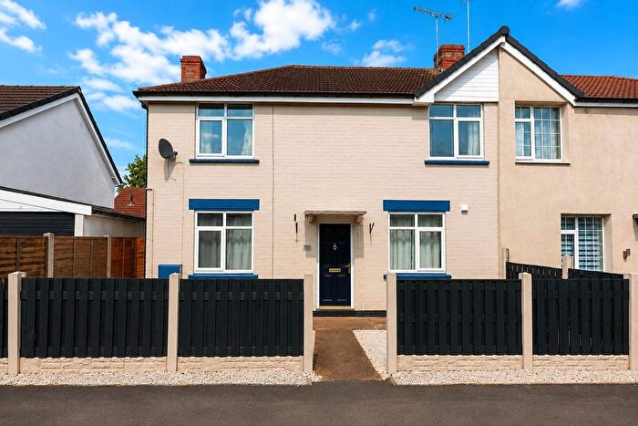 3 Bedroom Semi-Detached House For Sale In Truman Street, Bentley, Doncaster, DN5