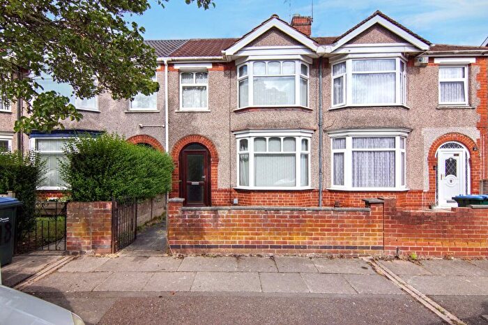 3 Bedroom Terraced House For Sale In Clovelly Road, Coventry, CV2
