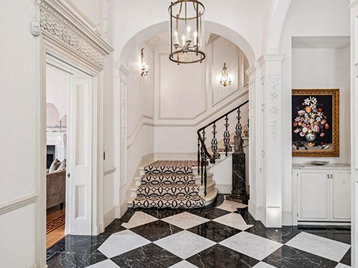 10 Bedroom Villa To Rent In Hyde Park Place, London, W2